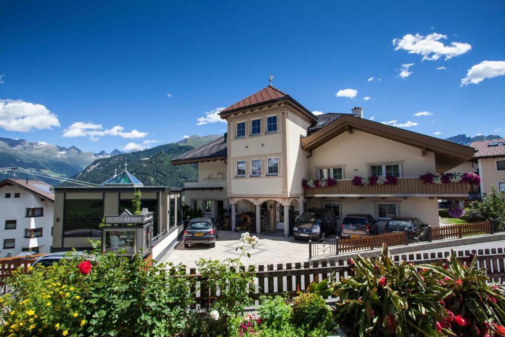 Alpenapart Ladis Ehemals Alpenapart Alexander Inklusive Sommer Bergbahnticket Exterior photo